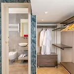 Iconic Square Luxury Attic Tuscany Apartamento *