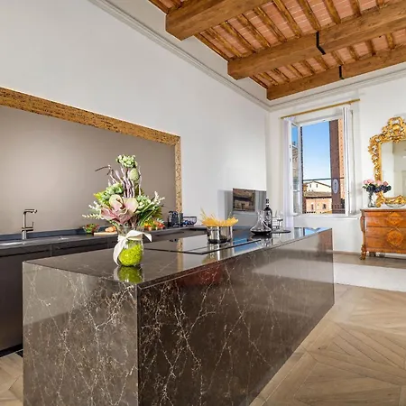 Iconic Square Luxury Attic Tuscany 公寓